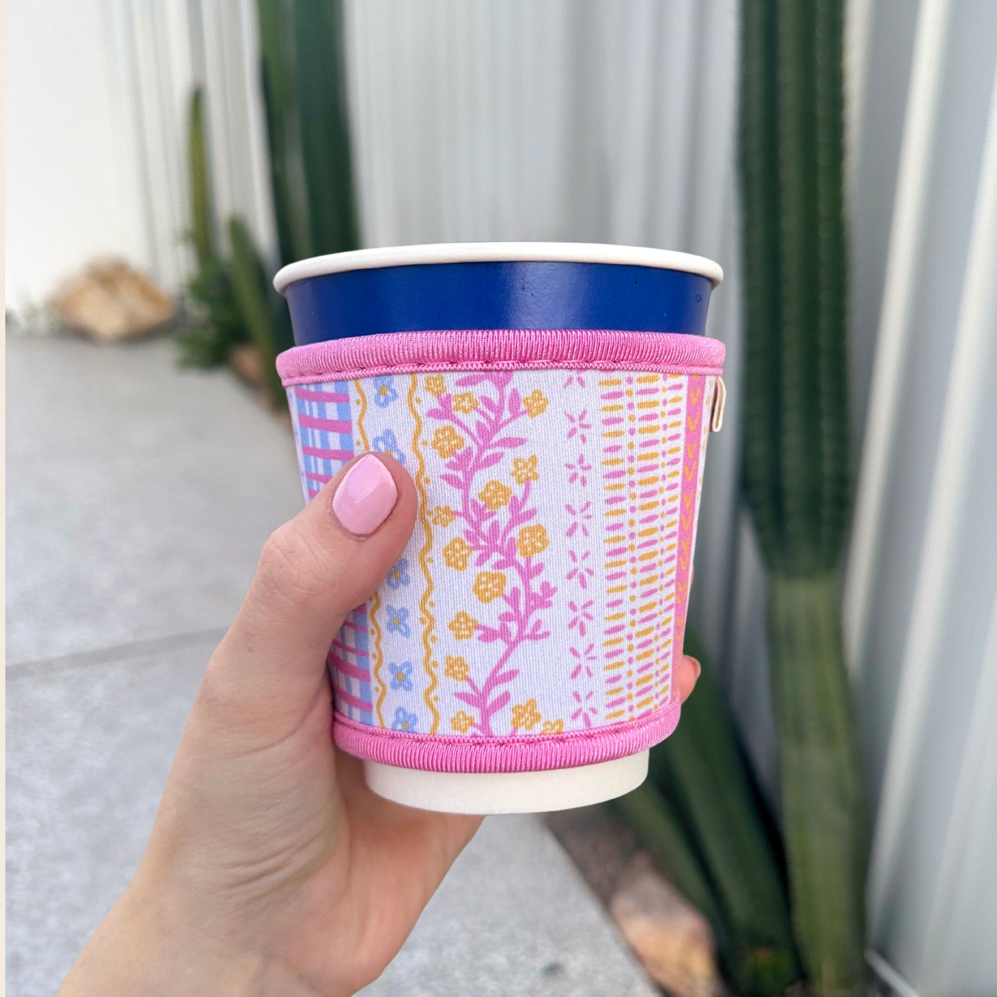 COFFEE/COLD CUP CUFF - JUNIPER