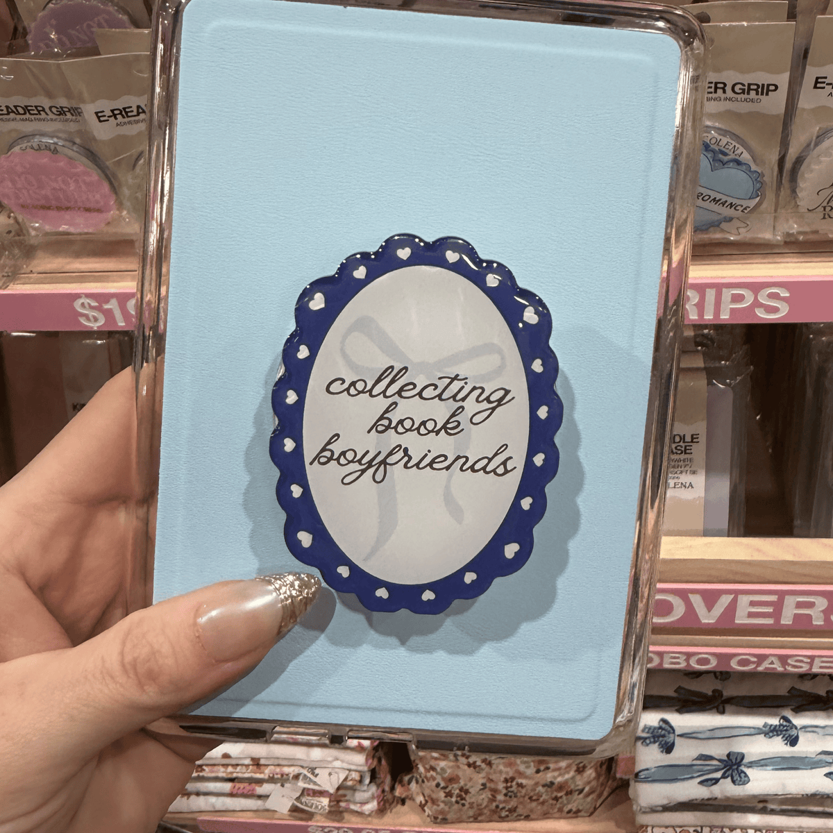 COLLECTING BOOK BOYFRIENDS E-READER GRIP