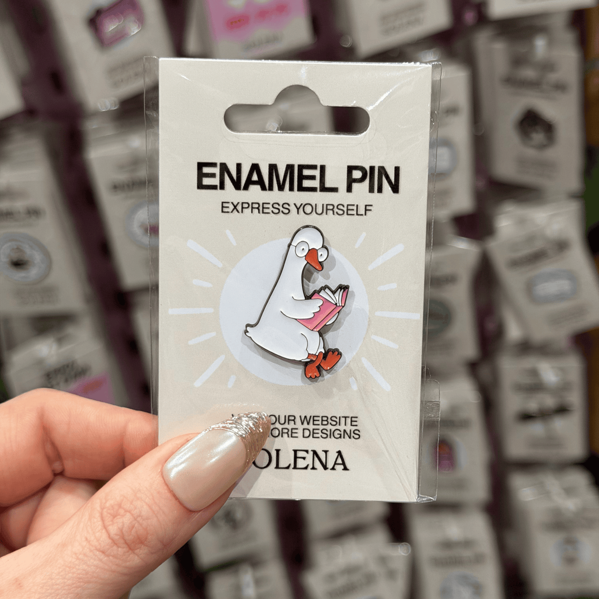GOOSEY READER PINK PIN