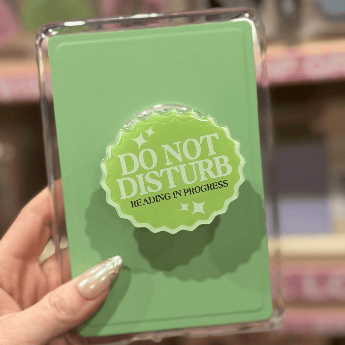 DO NOT DISTURB (GREEN) E-READER GRIP